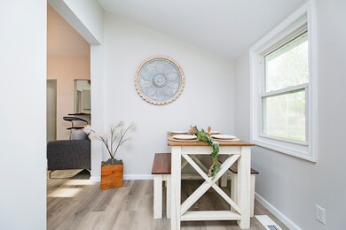 2125 N C St, Elwood, IN 46036 - photo 4