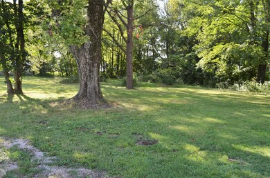 194 14th NW, Linton, IN 47441 - photo 6