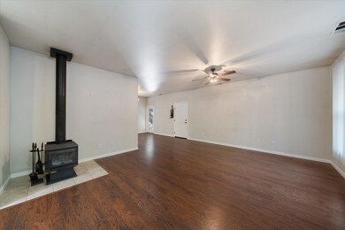 30821 Tinkerbell Ln, Shingletown, CA 96088 - photo 5