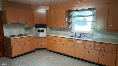 462 Pheasant Run Rd, Orwigsburg, PA 17961 - photo 4