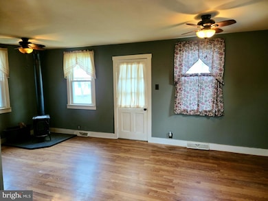 922 Union St, Port Norris, NJ 08349 - photo 7