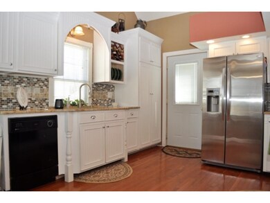 Bright and light kitchen with vaulted ceilings