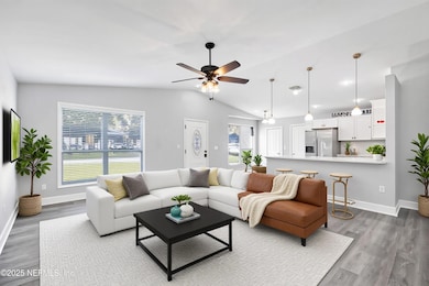 1672 Sandy Hollow Loop, Middleburg, FL 32068 - photo 2