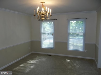 7801 Brookstone Ct, Ellicott City, MD 21043 - photo 5