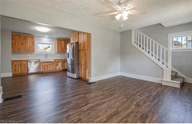 1213 Wertz Ave SW, Canton, OH 44710 - photo 4