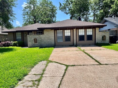 6407 King Post Dr, Houston, TX 77088 - photo 3