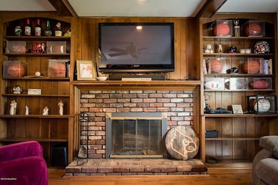 CB528FD2-F8AA-43B8-8E48-907884B75242