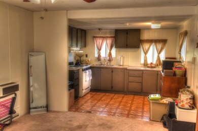 Mobile dining area