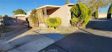 8562 C Ave unit 48, Hesperia, CA 92345 - photo 6
