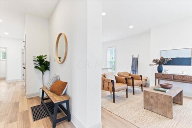 06-Entry to Living Room