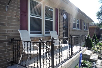 9311 Lantana Dr, Louisville, KY 40229 - photo 2