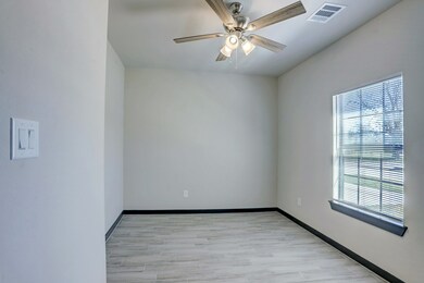 4806 Cruse Rd unit 1, Houston, TX 77016 - photo 6