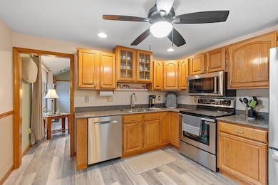 27 Lancaster Rd, Shirley, MA 01464 - photo 5