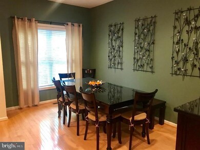 2725 Cornet Ct, Silver Spring, MD 20904 - photo 4