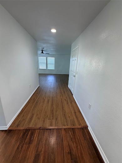 13412 Guarnere Dr, Del Valle, TX 78617 - photo 3