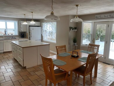 120 Austin Ave, Greenville, RI 02828 - photo 4