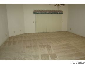LIVING RM TO FAMILY RM
