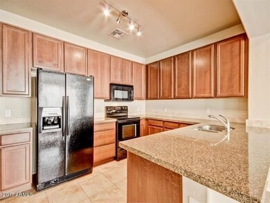 AZ13406-160301-005-kitchen