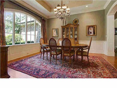 Banquet Size Dining Room!