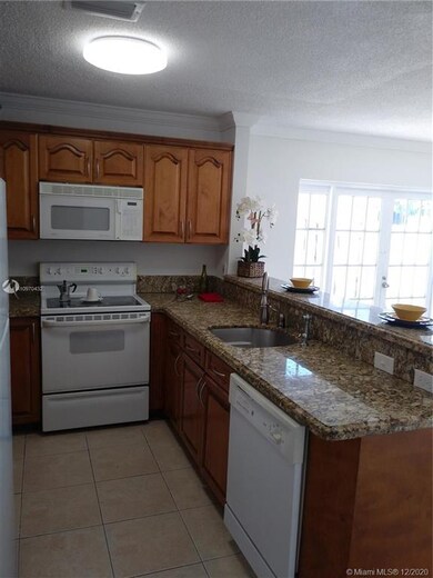 unlisted-address, Davie, FL 33314 - photo 7