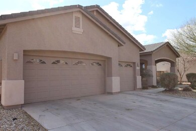 3 Car Garage