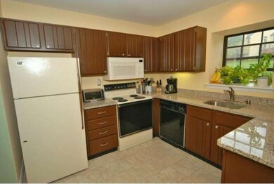 539 Bassett Ln, Norristown, PA 19403 - photo 7