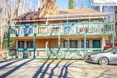 157 S Slope Loop unit M3, Banner Elk, NC 28604 - photo 4