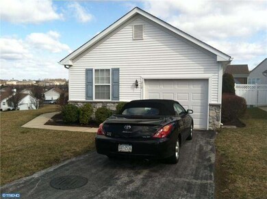 210 N Silver Fox Dr unit 478, Glen Mills, PA 19342 - photo 2