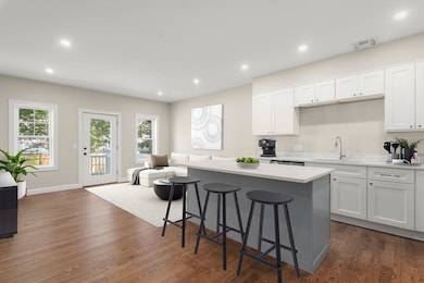 22 Danielles Way, Worcester, MA 01606 - photo 2