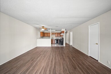 3813 Wood Sorrel Dr, Dickinson, TX 77539 - photo 5