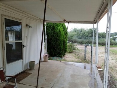 Front porch 950 W Gateway St