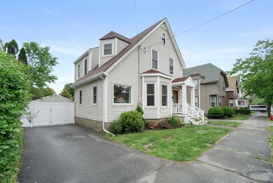948 Humphrey St, Swampscott, MA 01907 - photo 3