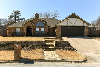 209 Bradford Ct, Hurst, TX 76053 - photo 2