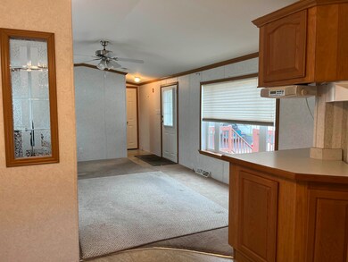 11 Willow Rd, Newton, NH 03858 - photo 5