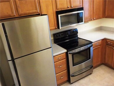 Stainless steel appliances included