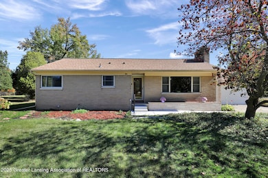 2206 Kuerbitz Dr, Lansing, MI 48906 - photo 5