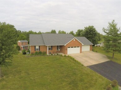 5822 Country Side Ln, Freeburg, IL 62243 - photo 2