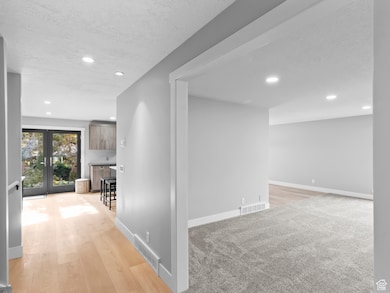 2594 Joni Dr, Layton, UT 84040 - photo 2