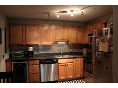 545 Calef Rd unit 12, Manchester, NH 03103 - photo 3