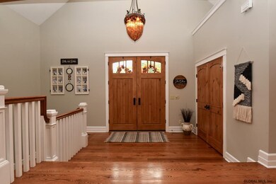 868 Pearse Rd, Niskayuna, NY 12309 - photo 4