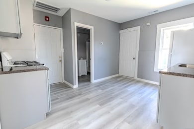 247 Washington St unit 3S, New Britain, CT 06051 - photo 4