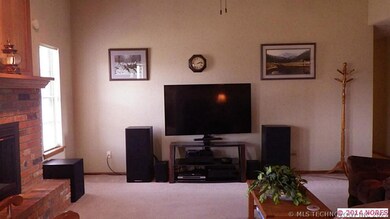 2704 W Honolulu St, Broken Arrow, OK 74012 - photo 4