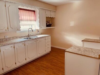 2405 W Walker St, Denison, TX 75020 - photo 3