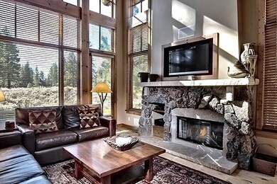 12423 Lookout Loop unit F15-52, Truckee, CA 96161 - photo 2