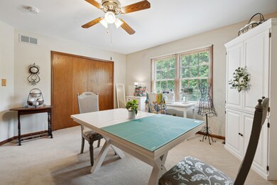 766 Raintree Dr, Naperville, IL 60540 - photo 2