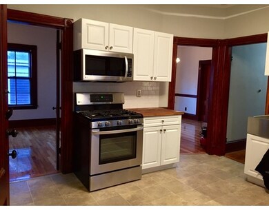 65 Woodlawn St unit 2, Jamaica Plain, MA 02130 - photo 2