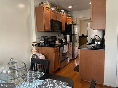 2137 N Anvil Ln, Temple Hills, MD 20748 - photo 6