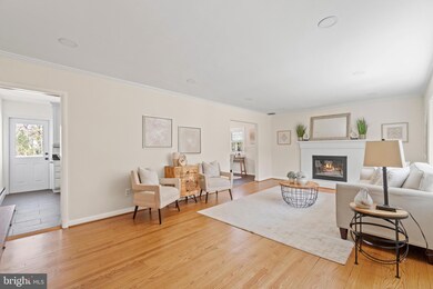 4038 N Stuart St, Arlington, VA 22207 - photo 3
