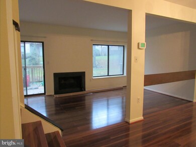 5620 Vantage Point Rd, Columbia, MD 21044 - photo 2