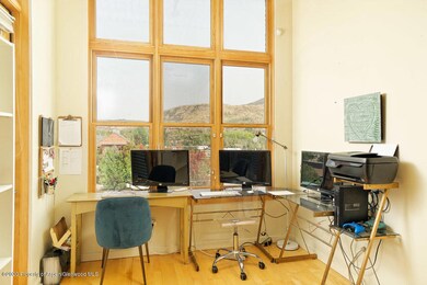 213Robinson#324_WEB_20091601